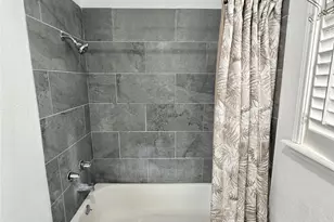 2475 Evalon St, Beaumont, TX 77702 - Photo 16