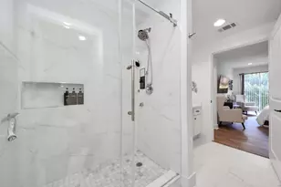 2475 Underwood St, Houston, TX 77030 - Photo 16
