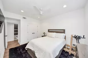 2475 Underwood St, Houston, TX 77030 - Photo 20
