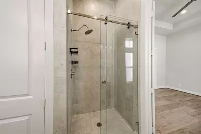 728 Carriage Knolls Drive, Houston, TX 77008 - Photo 26