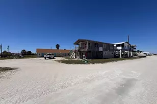 1301 N Ocean Dr, Port Lavaca, TX 77979 - Photo 4