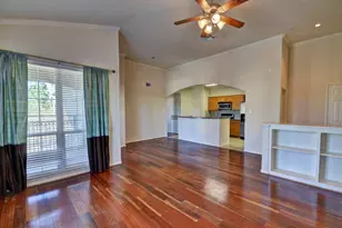 6607 Lake Woodlands Dr, The Woodlands, TX 77382 - Photo 4