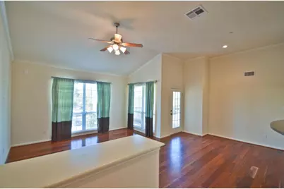 6607 Lake Woodlands Dr #531, The Woodlands, TX 77382 - Photo 14