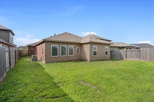 4715 Painted Bunting Ln, Baytown, TX 77521 - Photo 22