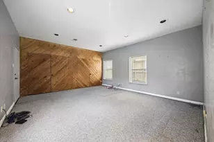7706 Portal Dr, Houston, TX 77071 - Photo 2