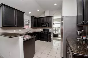 2534 Seahorse Bend Dr, Katy, TX 77449 - Photo 10