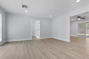 3923 Hickok Ln, Houston, TX 77047 - Photo 6