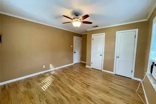 1113 Chevy Chase Dr, Angleton, TX 77515 - Photo 18