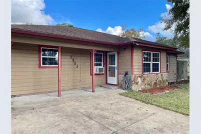 1113 Chevy Chase Drive, Angleton, TX 77515 - Photo 2