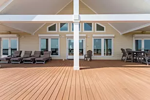 2130 Gulf, Crystal Beach, TX 77650 - Photo 36