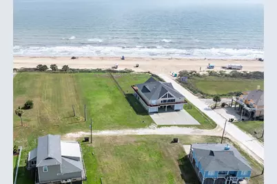 2130 Gulf, Crystal Beach, TX 77650 - Photo 48