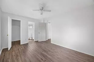5114 Heatherbrook Dr, Houston, TX 77045 - Photo 18
