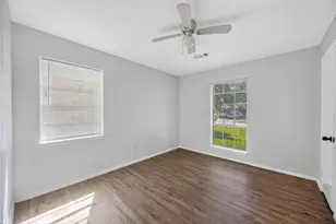 5114 Heatherbrook Dr, Houston, TX 77045 - Photo 14