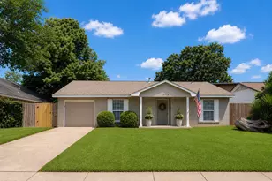 5114 Heatherbrook Dr, Houston, TX 77045 - Photo 1