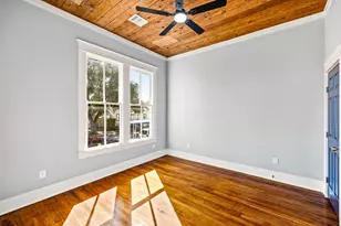 2714 Avenue K, Galveston, TX 77550 - Photo 28