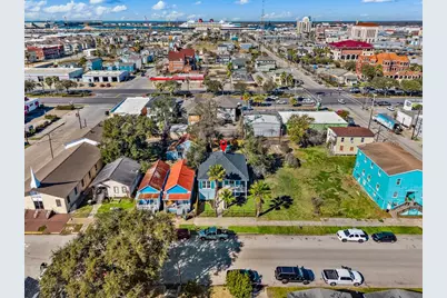 2714 Avenue K, Galveston, TX 77550 - Photo 4