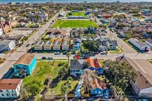 2714 Avenue K, Galveston, TX 77550 - Photo 42