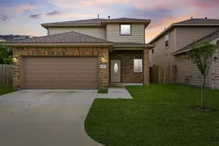 2819 Pne Est Ln, Houston, TX 77014 - Photo 1