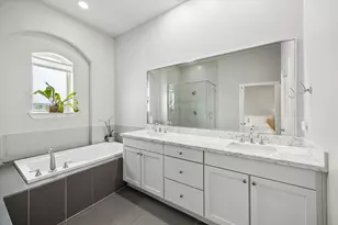 1235 Bonner St, Houston, TX 77007 - Photo 24
