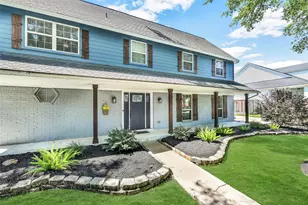 404 Independence Dr, Friendswood, TX 77546 - Photo 4