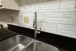 361 N Post Oak Ln, Houston, TX 77024 - Photo 10