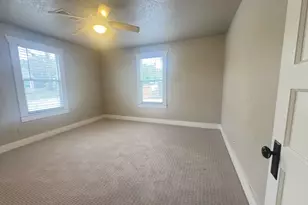 510 W 6th St, Brenham, TX 77833 - Photo 12