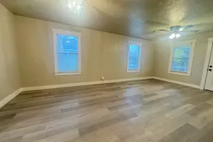 510 W 6th St, Brenham, TX 77833 - Photo 8