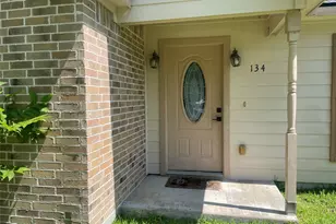 134 Bayshore Dr, La Porte, TX 77571 - Photo 2