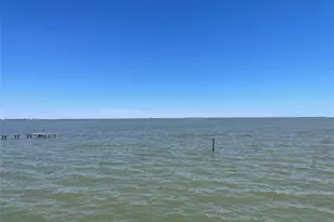 134 Bayshore Dr, La Porte, TX 77571 - Photo 32