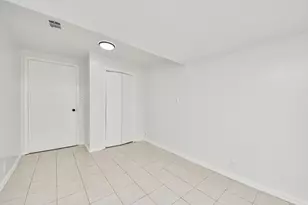 9422 Pipestone St, Houston, TX 77074 - Photo 32