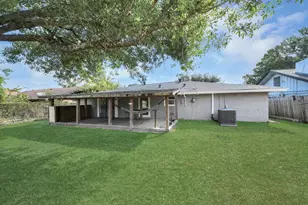 9422 Pipestone St, Houston, TX 77074 - Photo 4