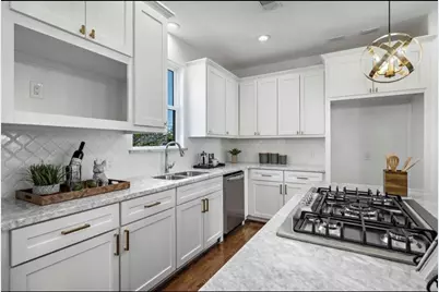 1521 Laird Street #C, Houston, TX 77008 - Photo 8