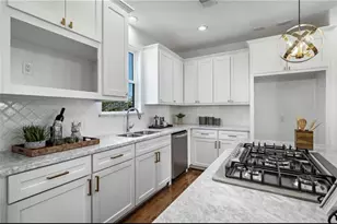 1521 Laird St, Houston, TX 77008 - Photo 8