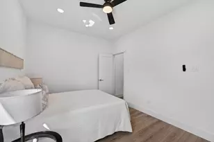 305 Marcella St, Houston, TX 77091 - Photo 36