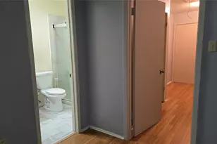 7913 Grove Ridge Dr, Houston, TX 77061 - Photo 12
