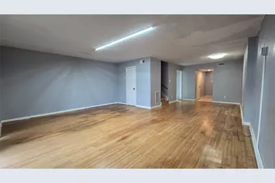 7913 Grove Ridge Drive, Houston, TX 77061 - Photo 6