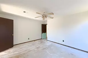 16730 Barkentine Ln, Friendswood, TX 77546 - Photo 6