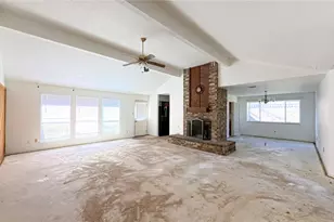 16730 Barkentine Ln, Friendswood, TX 77546 - Photo 4