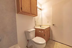 216 E Montana Dr, Shiner, TX 77984 - Photo 16