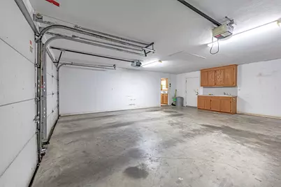 216 E Montana Drive, Shiner, TX 77984 - Photo 22