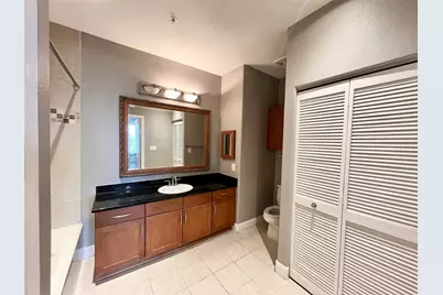 2299 Lone Star #309, Sugar Land, TX 77479 - Photo 4