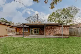 13115 Sherwood Oaks Dr, Houston, TX 77015 - Photo 22