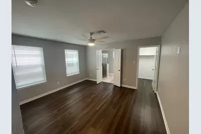 604 Willis, Alvin, TX 77511 - Photo 18