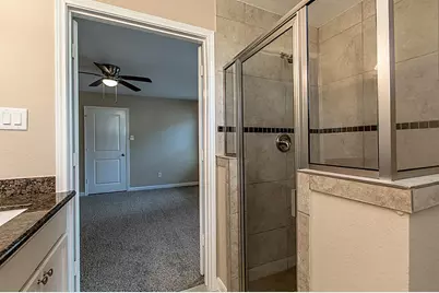 604 Willis, Alvin, TX 77511 - Photo 4