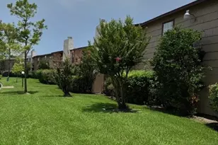 9101 Country Creek Dr, Houston, TX 77036 - Photo 10