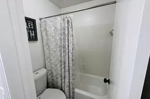 2750 Holly Hall St, Houston, TX 77054 - Photo 12