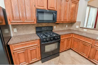 2106 Castle Gardens Lane, Katy, TX 77449 - Photo 12