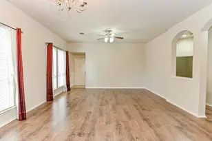 2106 Castle Gardens Ln, Katy, TX 77449 - Photo 8