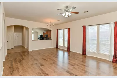 2106 Castle Gardens Lane, Katy, TX 77449 - Photo 6