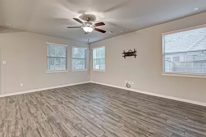 115 Sugar Peak Court, Montgomery, TX 77316 - Photo 8